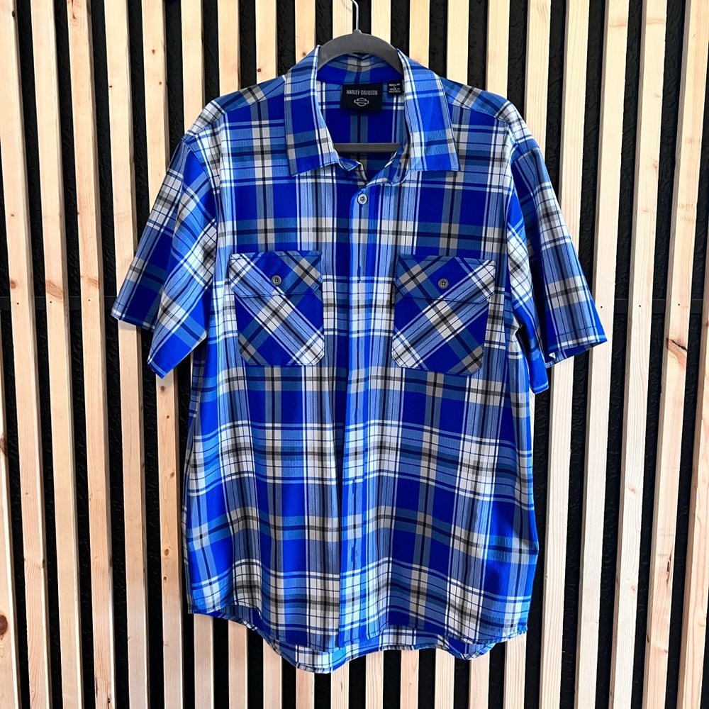 Harley Davison Men’s button down shirt, Large